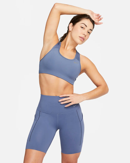 Nike Universa